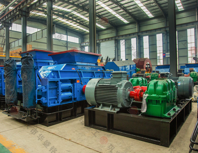 時(shí)產(chǎn)50噸的對(duì)輥制砂機(jī),多少錢一臺(tái)？  