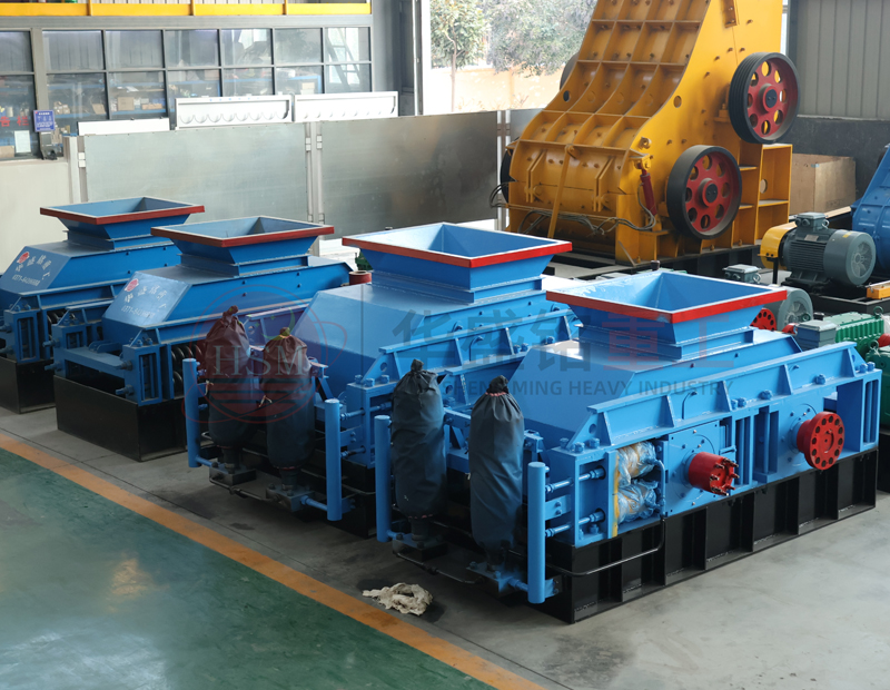 小型砂廠的時產(chǎn)20噸對輥制砂機(jī)多少錢？